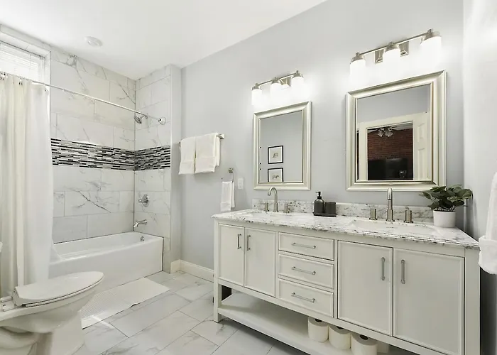 Netflix+free Parking Near Shopping|parks|dining * Pittsburgh