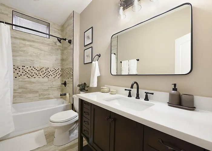 Netflix+free Parking Near Shopping|parks|dining *