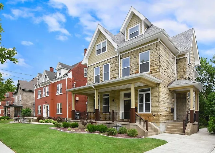 Netflix+free Parking Near Shopping|parks|dining Apartment Pittsburgh